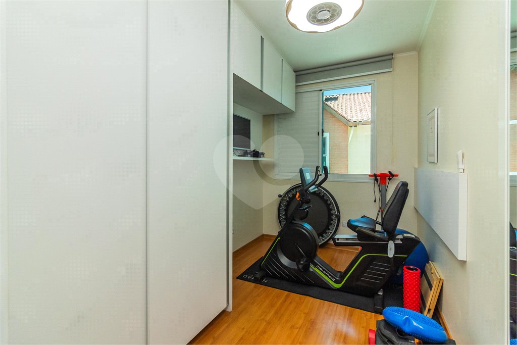 Casa à venda com 3 quartos, sendo 1 suíte, no condomínio Villaggio Di Firenze, São Paulo - SP