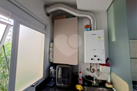 Apartamento à venda com 3 quartos, sendo 1 suíte,  em Jardim das Vertentes, São Paulo, SP