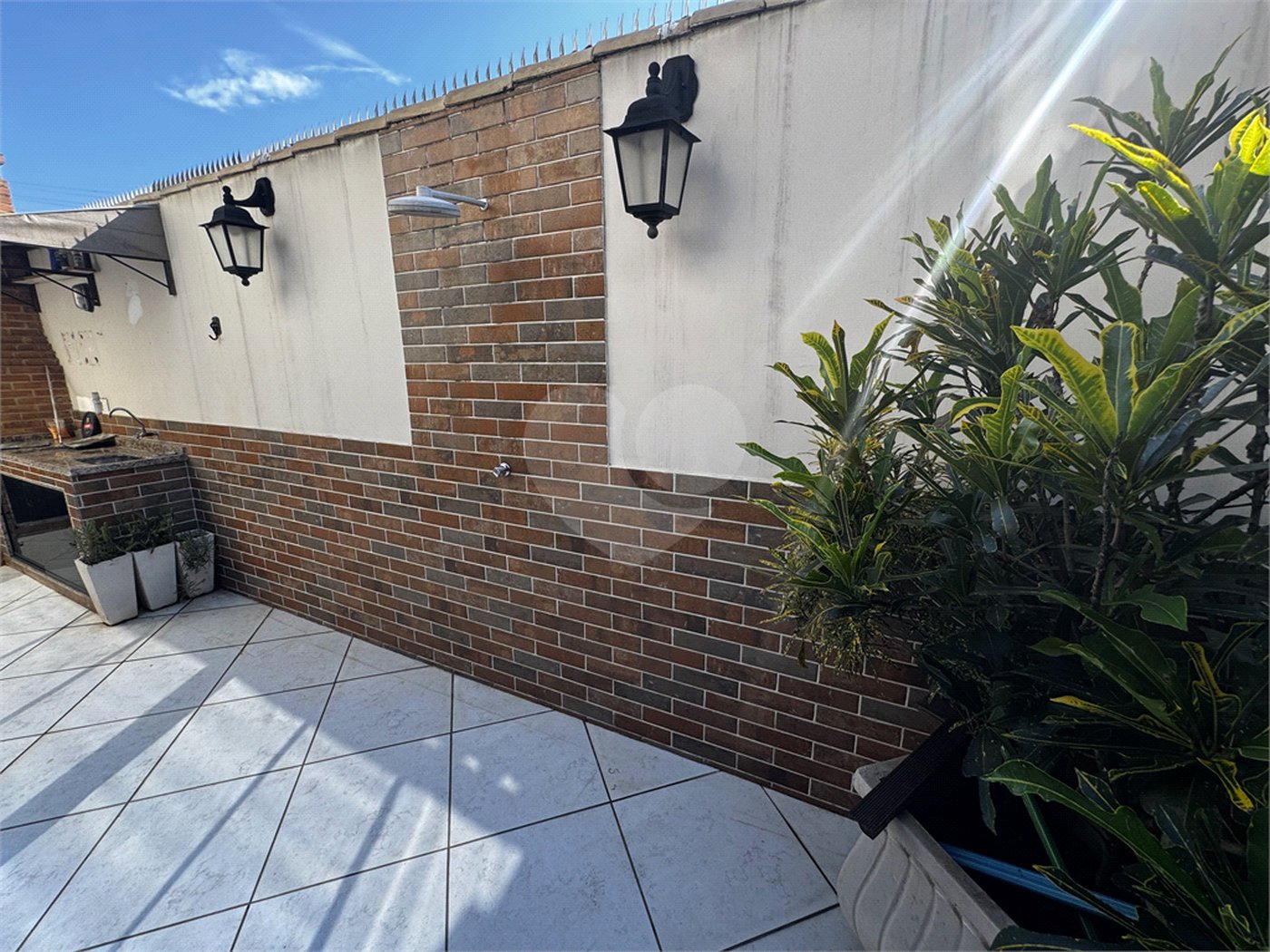 Casa à venda com 3 quartos, sendo 1 suíte, no condomínio Village da Posse, Rio de Janeiro - RJ