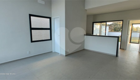 Casa à venda com 3 suítes no condomínio Reserva Ybyra, Atibaia - SP