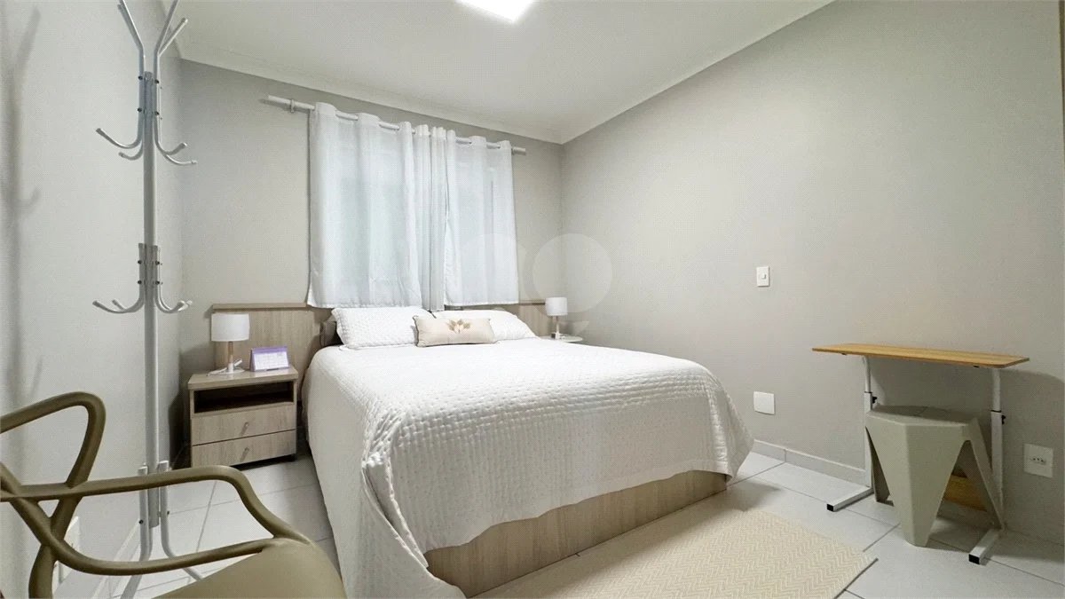 Apartamento à venda com 4 quartos, sendo 2 suítes, em Riviera de São Lourenço, Bertioga, SP