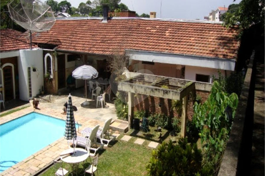 Casa Térrea à venda com 4 quartos, sendo 2 suítes,  em Vila Albertina, São Paulo, SP