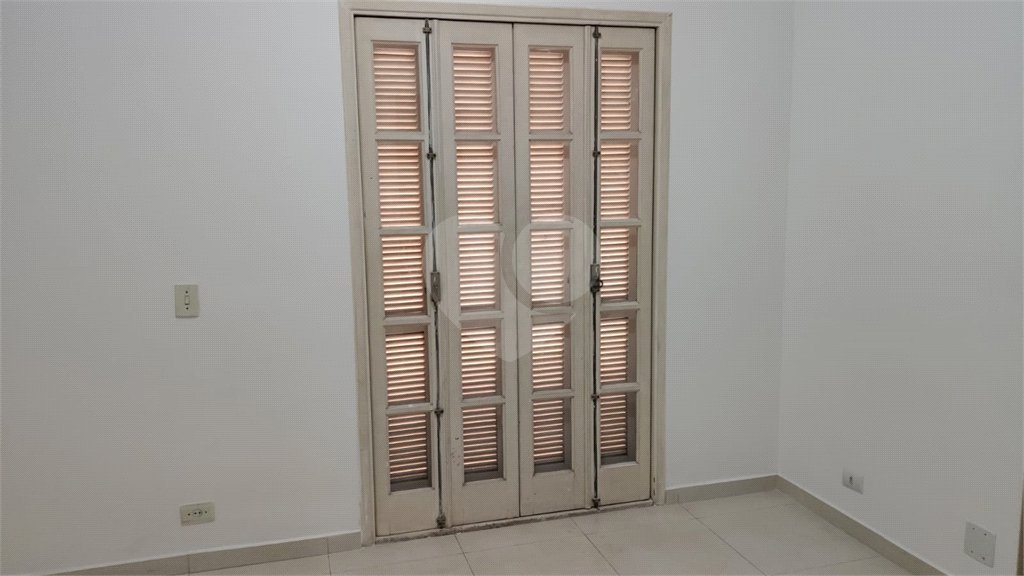 Casa à venda com 2 suítes no condomínio Village Palmas, São Paulo - SP