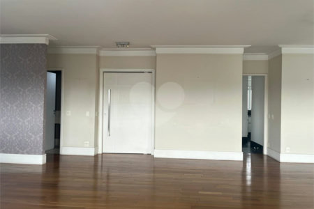Apartamento à venda com 3 suítes em Vila Andrade, São Paulo, SP