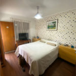 Casa à venda com 3 quartos, sendo 1 suíte, no condomínio Residencial Santa Teresinha, São Paulo - SP