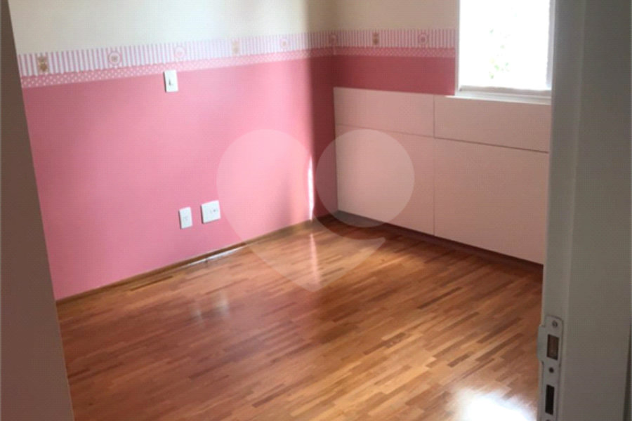 Apartamento à venda com 3 quartos, sendo 2 suítes, em Santana, São Paulo, SP
