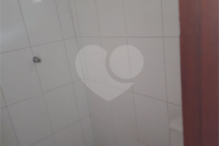 Casa à venda com 3 quartos em Vila Adriana, São José dos Campos, SP