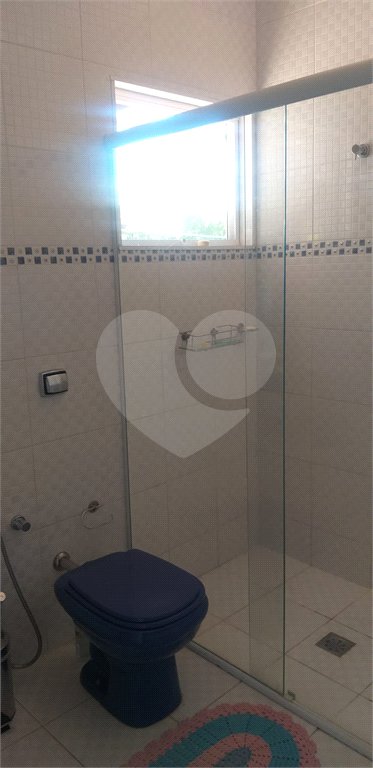 Casa à venda ou para alugar com 3 quartos, sendo 1 suíte, em Parque das Colinas, Valinhos, SP
