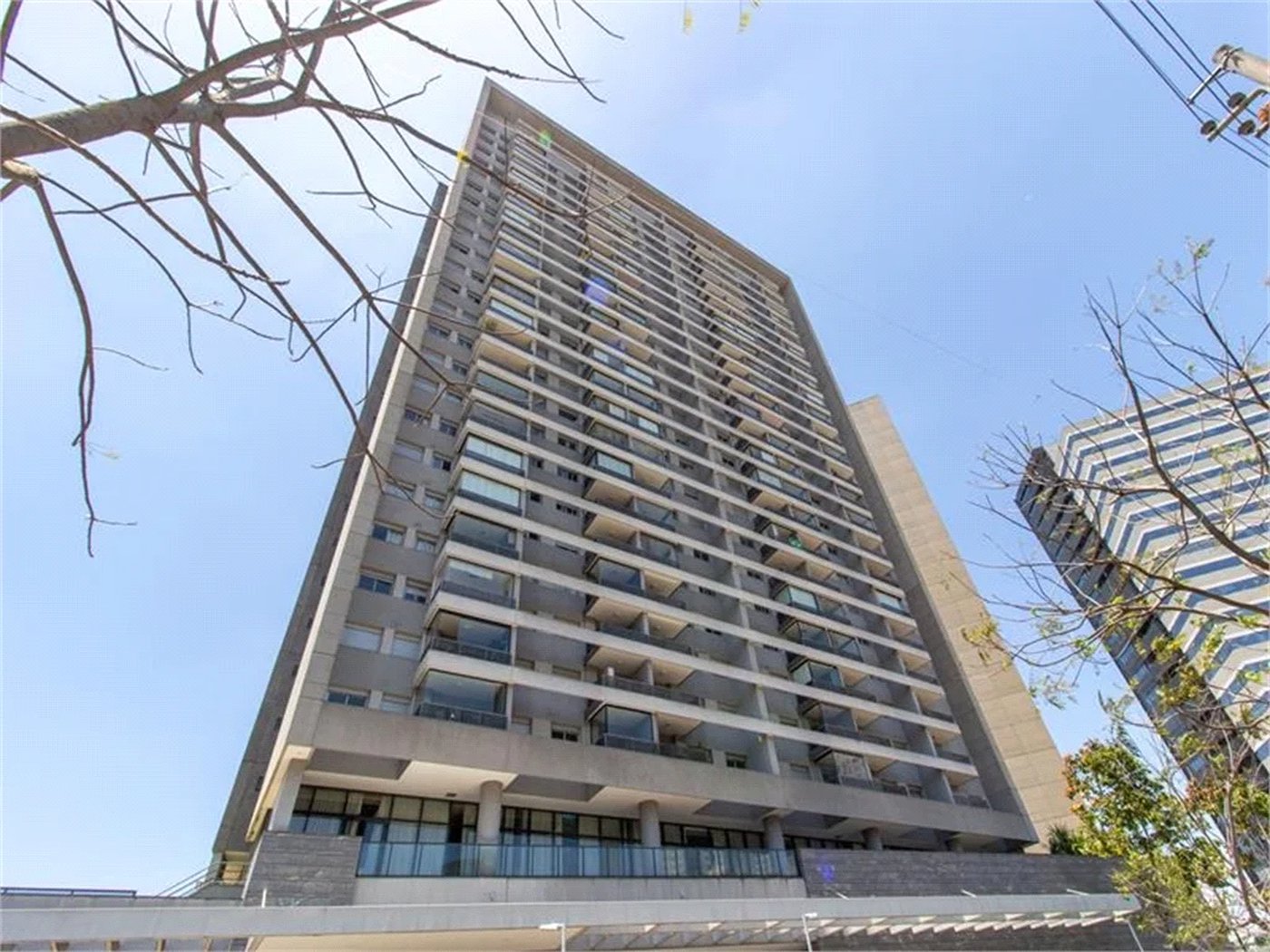 Apartamento à venda ou para alugar com 2 quartos, sendo 1 suíte,  em Água Branca, São Paulo, SP