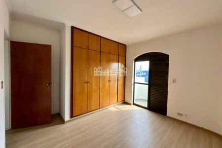 Apartamento à venda ou para alugar com 4 quartos, sendo 3 suítes, no Centro, Atibaia, SP