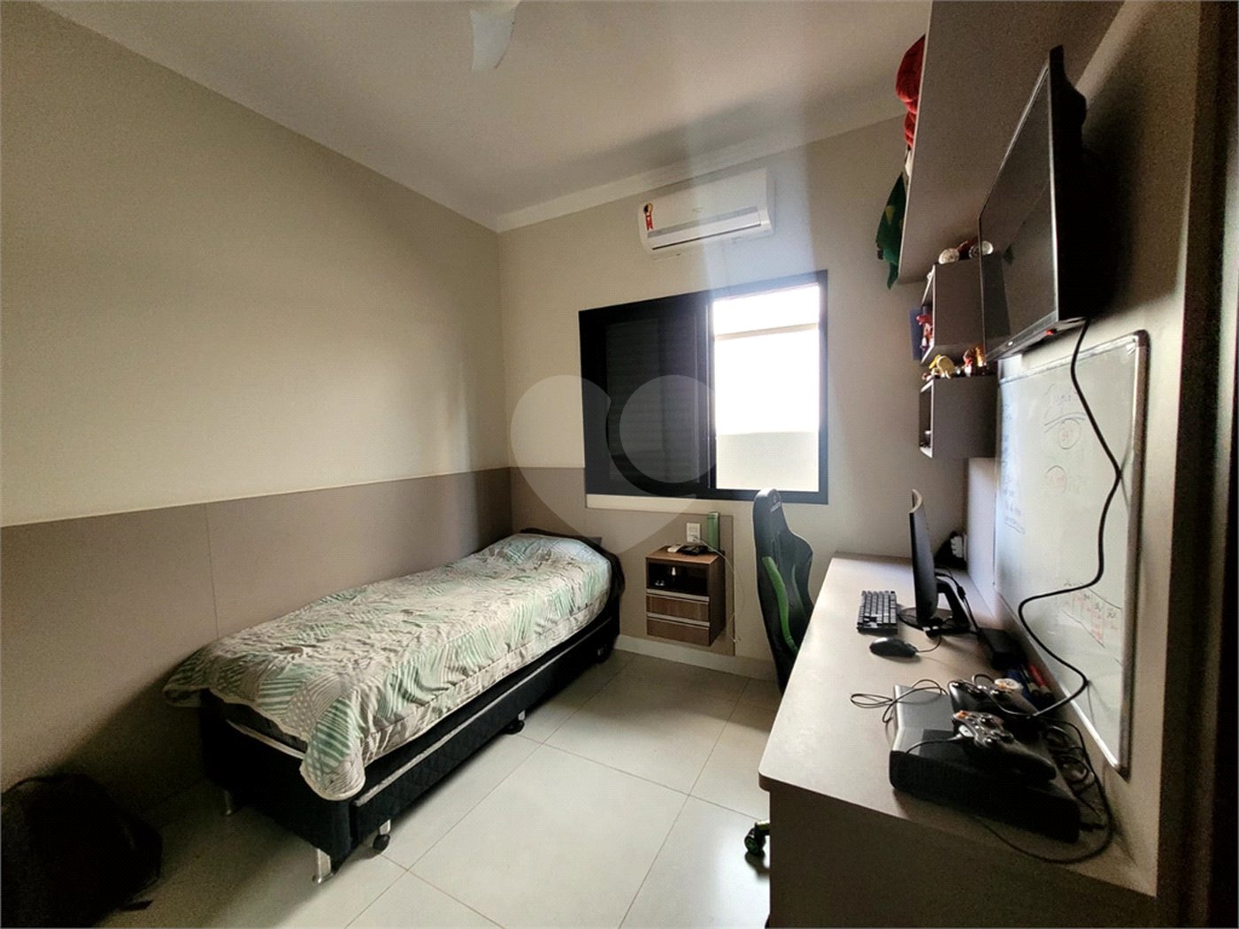 Casa à venda com 3 suítes em Ribeirânia, Ribeirão Preto, SP