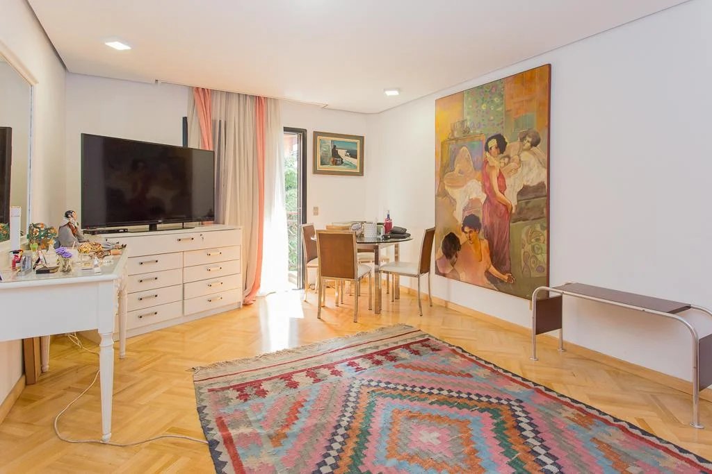 Apartamento para alugar com 5 quartos, sendo 3 suítes, em Vila Ida, São Paulo, SP