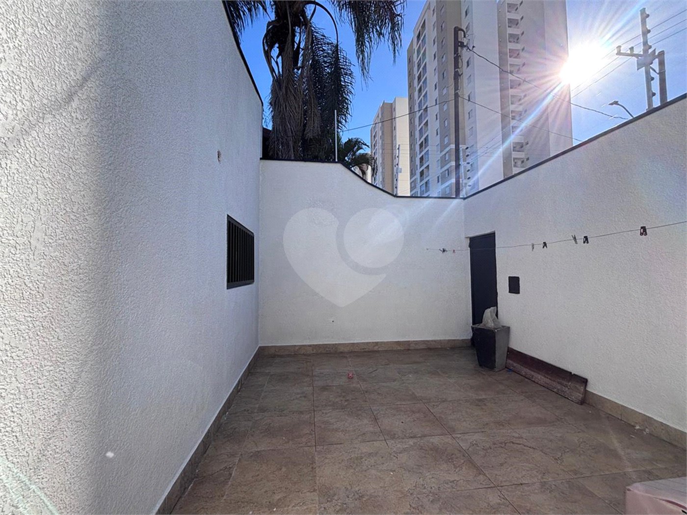 Casa à venda com 3 quartos, sendo 1 suíte, em Parque Três Meninos, Sorocaba, SP