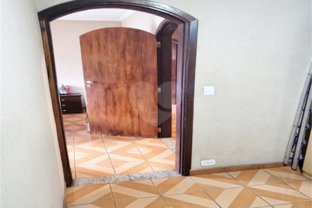 Casa à venda com 4 quartos, sendo 2 suítes, em Vila Maria Alta, São Paulo, SP