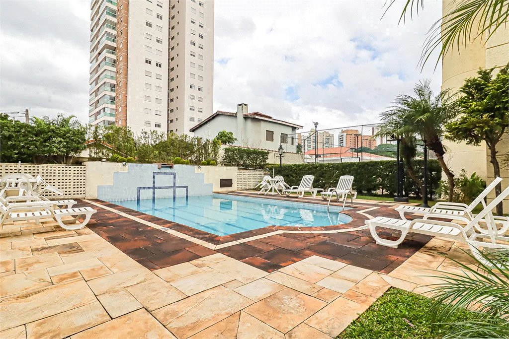 Apartamento à venda com 4 quartos, sendo 3 suítes, em Brooklin Paulista, São Paulo, SP