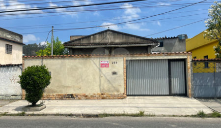 Casa Térrea à venda com 3 quartos em Campo Grande, Rio de Janeiro, RJ