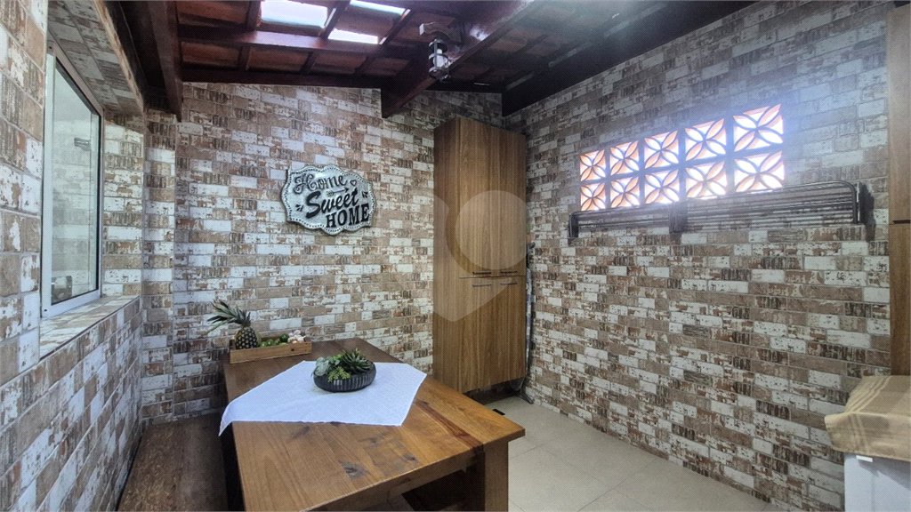 Sobrado à venda com 2 suítes em Jardim Cláudia, São Paulo, SP