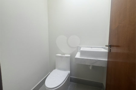 Casa à venda com 3 quartos, sendo 1 suíte, no condomínio Residencial Villagio Wanel, Sorocaba - SP