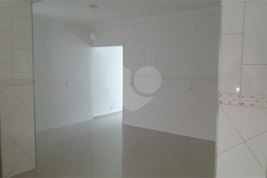 Sobrado à venda com 3 quartos, sendo 1 suíte, em Tremembé, São Paulo, SP