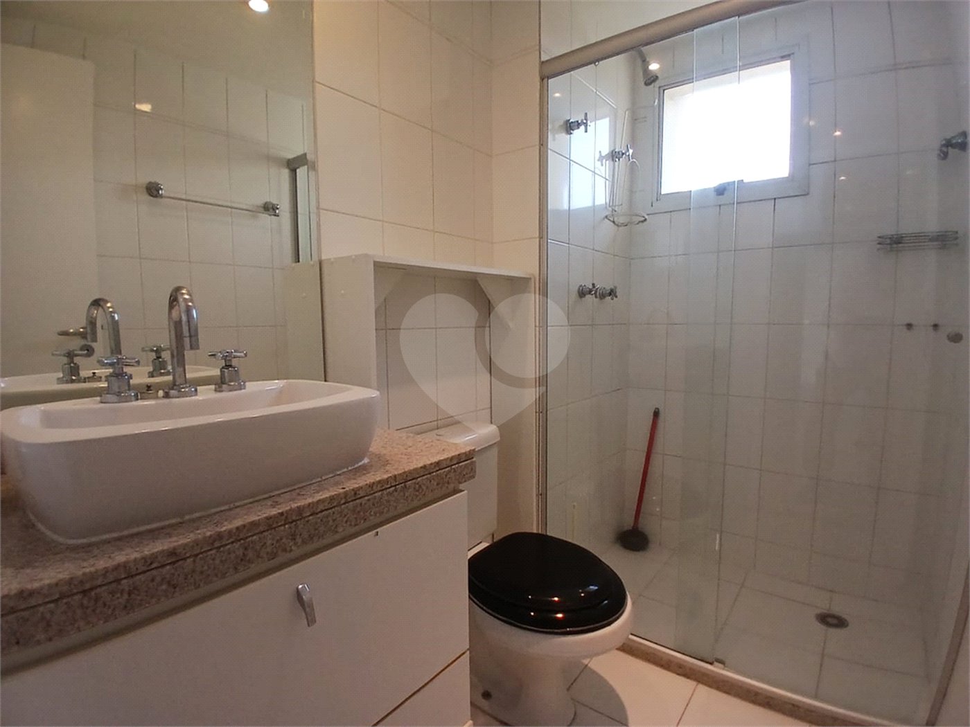 Cobertura à venda com 4 quartos, sendo 3 suítes,  em Cidade São Francisco, São Paulo, SP