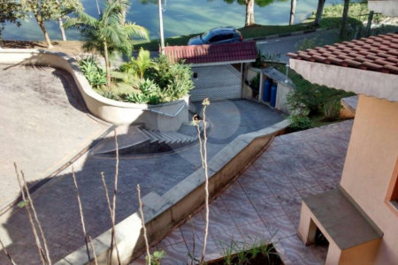 Casa à venda com 5 suítes em Arujázinho I, Ii e Iii, Arujá, SP