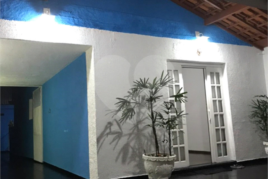 Casa à venda com 3 quartos, sendo 1 suíte, em Picanço, Guarulhos, SP