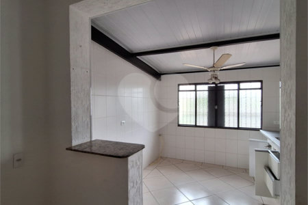 Sobrado à venda com 2 quartos em Santana, São Paulo, SP