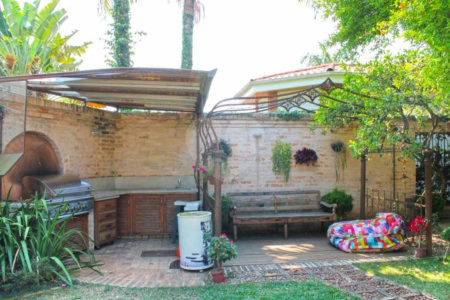 Sobrado à venda com 7 quartos, sendo 5 suítes, em Alto da Boa Vista, São Paulo, SP