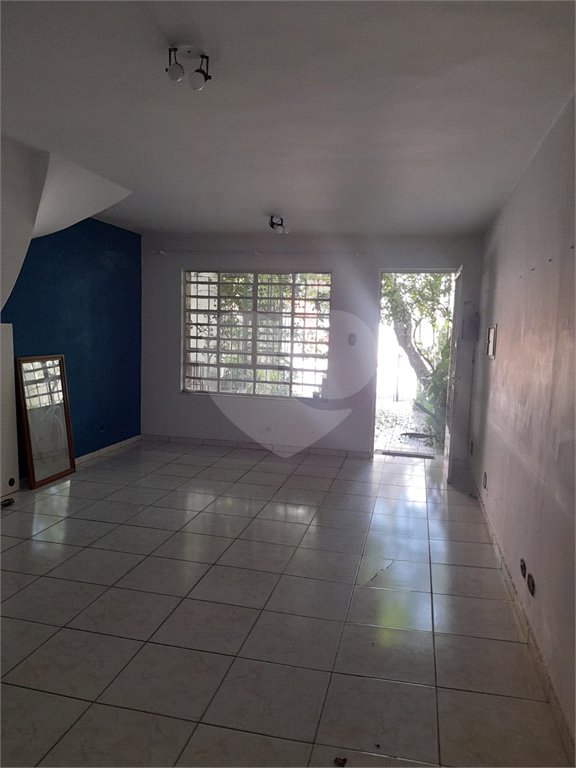 Sobrado à venda com 3 quartos, sendo 1 suíte, em Vila Mariana, São Paulo, SP