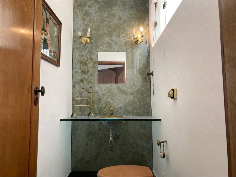 Sobrado para alugar com 4 quartos, sendo 2 suítes, em Alto da Boa Vista, São Paulo, SP