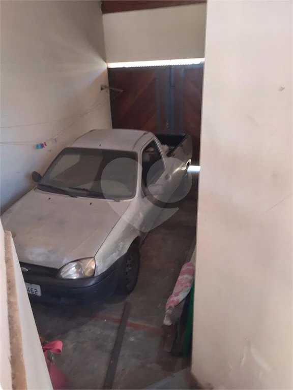 Casa Espetacular com Piscina e Churrasqueira à Venda na Vila Rezende