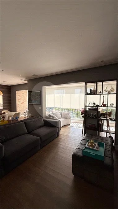Apartamento totalmente mobiliado, com 02 suítes, 2 vagas de garagem 112m² a venda Vila Mascote.