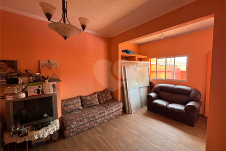 Casa com 03 Dormitórios á venda, em Jardim Alvorada, São Carlos.