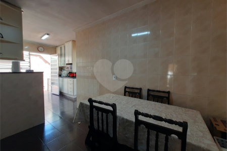 Casa à venda com 4 quartos, sendo 1 suíte,  em Parque Continental, São Paulo, SP