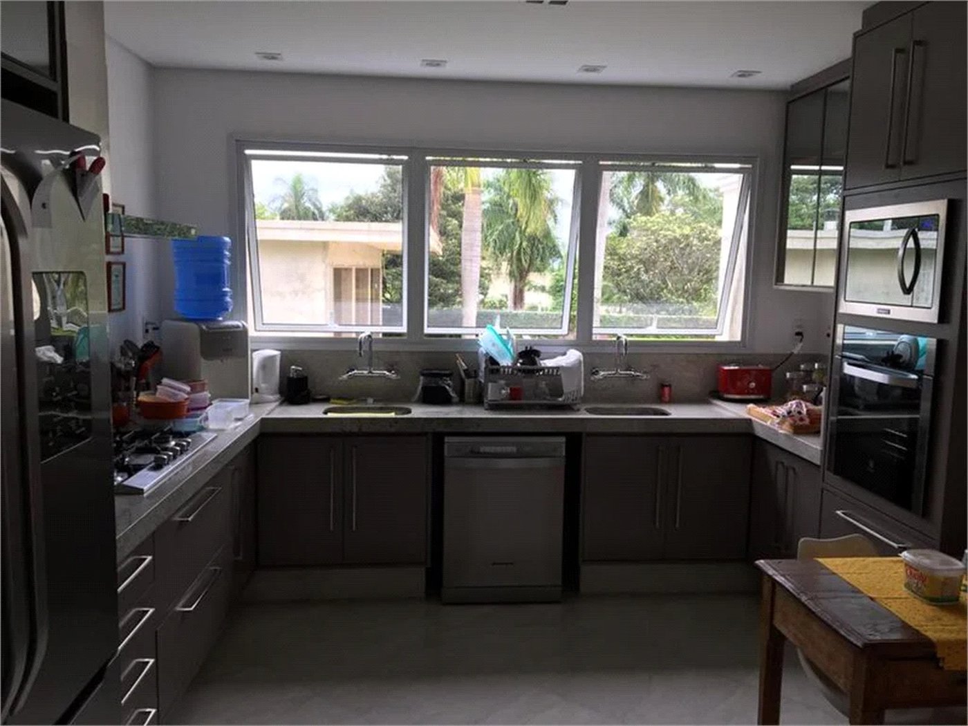 Casa à venda com 5 suítes no condomínio São Paulo, São Paulo - SP
