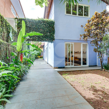 Casa à venda com 2 suítes em Alto da Boa Vista, São Paulo, SP