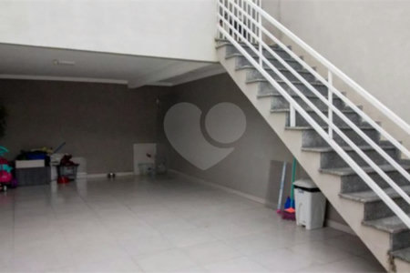 Casa à venda com 3 suítes em Vila Rosália, Guarulhos, SP