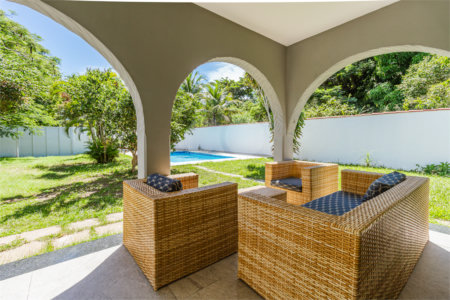 Casa à venda com 3 quartos, sendo 1 suíte,  em Manguinhos, Armação dos Búzios, RJ