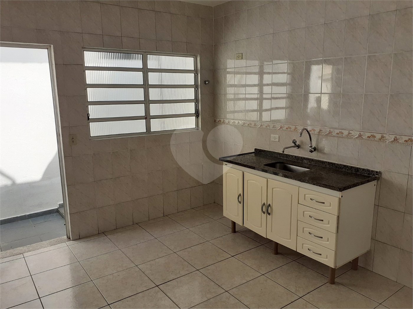 Casa à venda com 2 quartos em Vila Gumercindo, São Paulo, SP