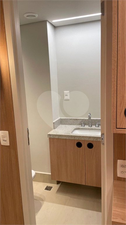 Apartamento à venda ou para alugar com 2 suítes em Pinheiros, São Paulo, SP