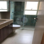 Apartamento à venda com 2 quartos, sendo 1 suíte, em Moema, São Paulo, SP