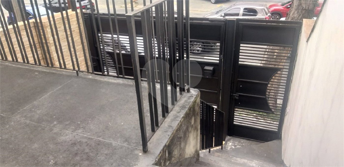 Sobrado à venda com 2 quartos em Sumarezinho, São Paulo, SP