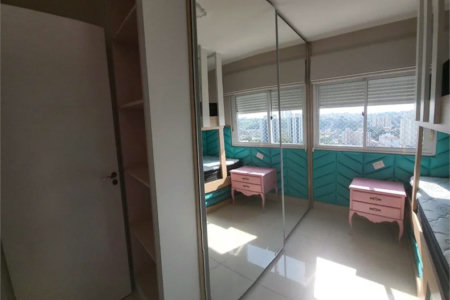 Apartamento à venda com 3 quartos, sendo 1 suíte,  em Jardim Vazani, São Paulo, SP