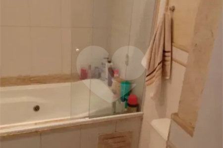 Sobrado à venda com 3 quartos, sendo 1 suíte, em Jaguaré, São Paulo, SP