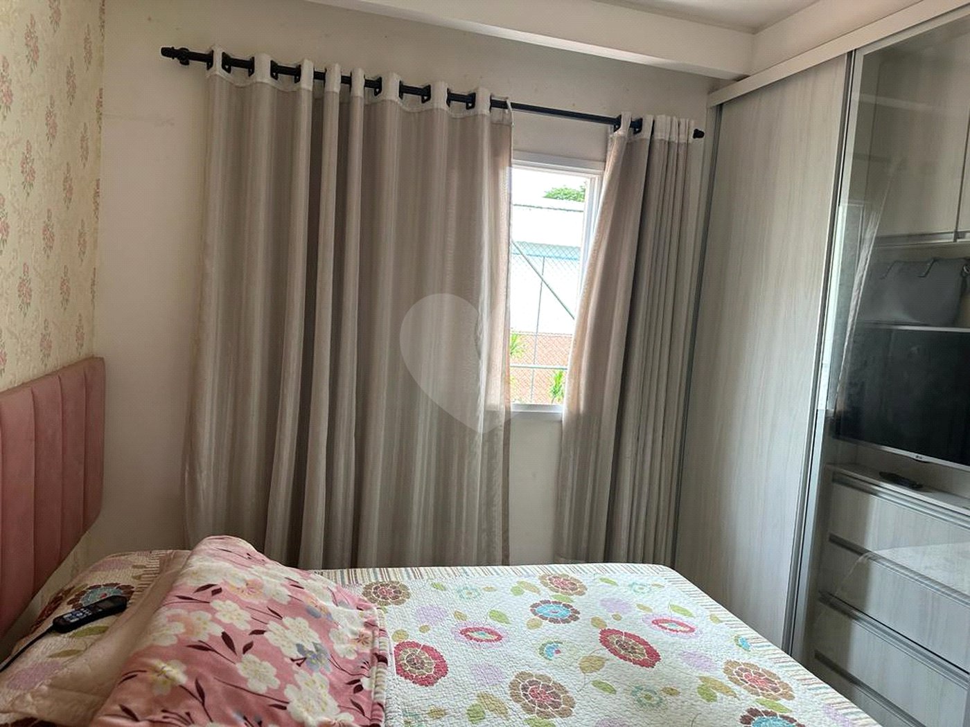 Sobrado à venda com 2 quartos em Jardim Carlos Cooper, Suzano, SP