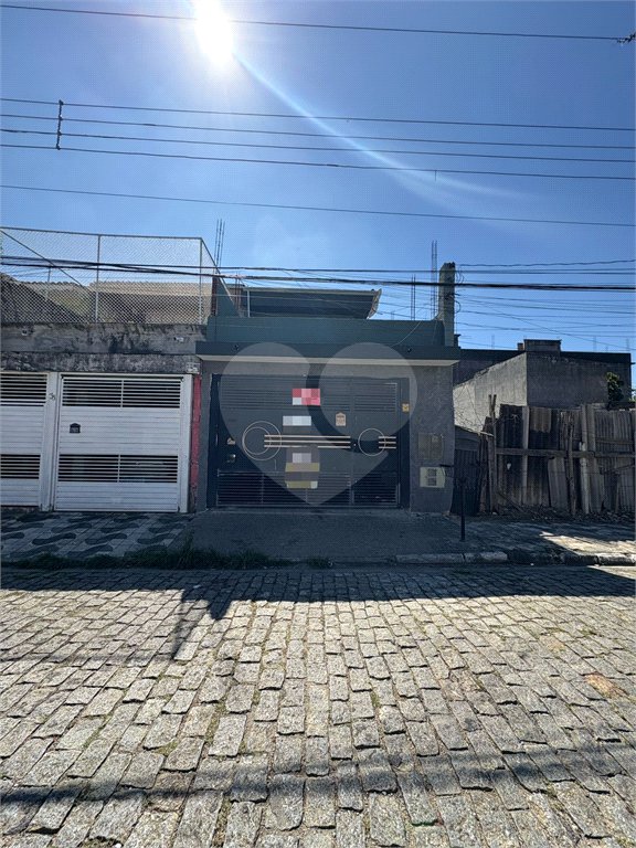 Sobrado à venda com 2 quartos em Jardim Monte Cristo, Suzano, SP