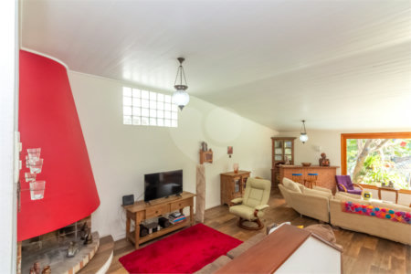 Casa à venda com 4 quartos, sendo 2 suítes, em Chácara Flora, São Paulo, SP