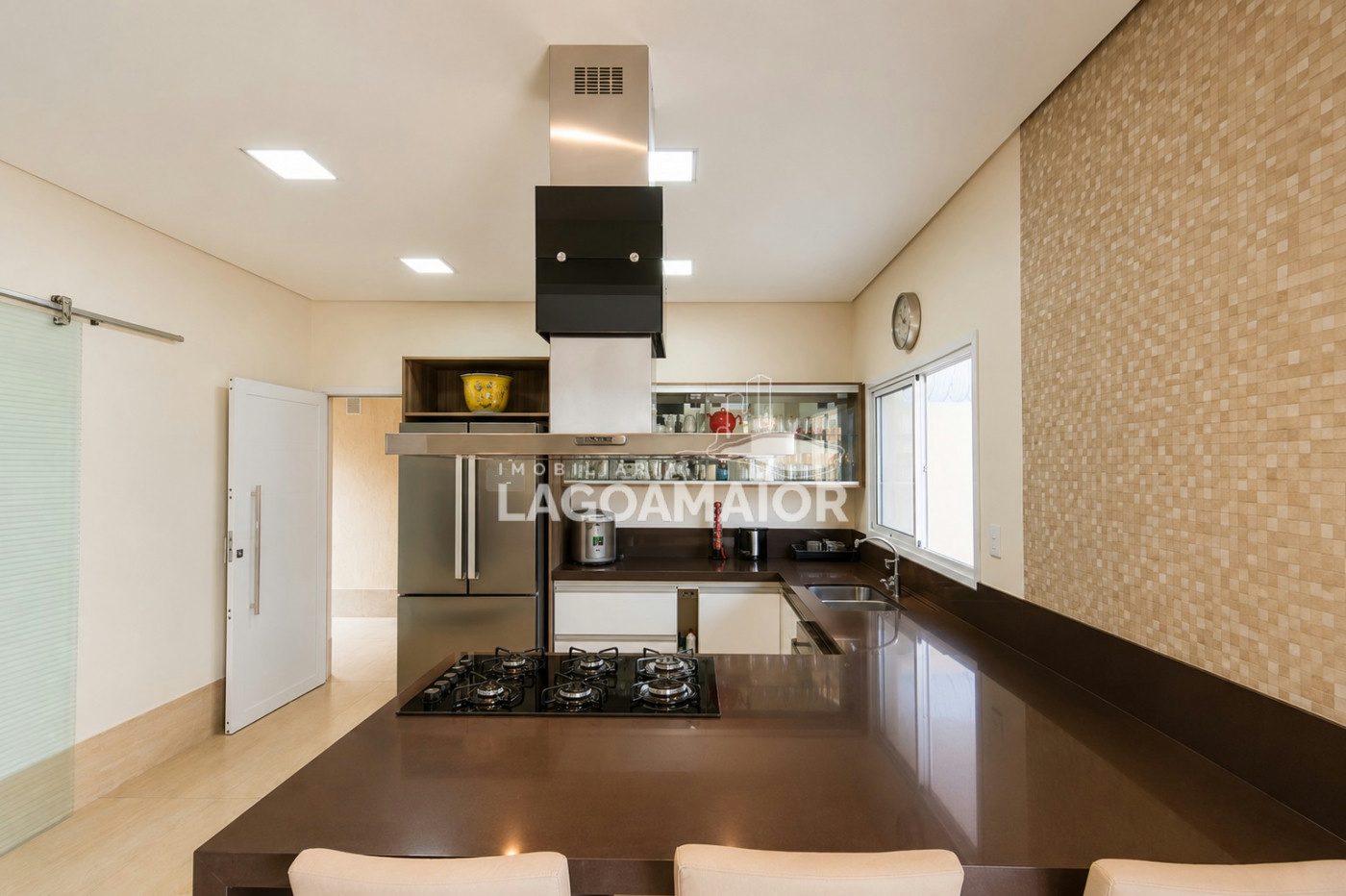 Casa à venda com 3 suítes em Jardim Novo Aeroporto, Três Lagoas, MS