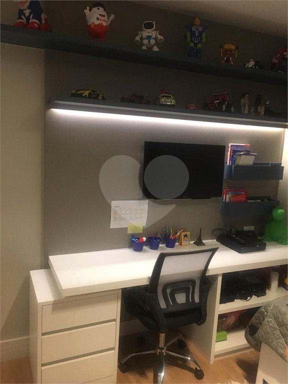 Apartamento à venda com 4 suítes em Vila Oliveira, Mogi das Cruzes, SP