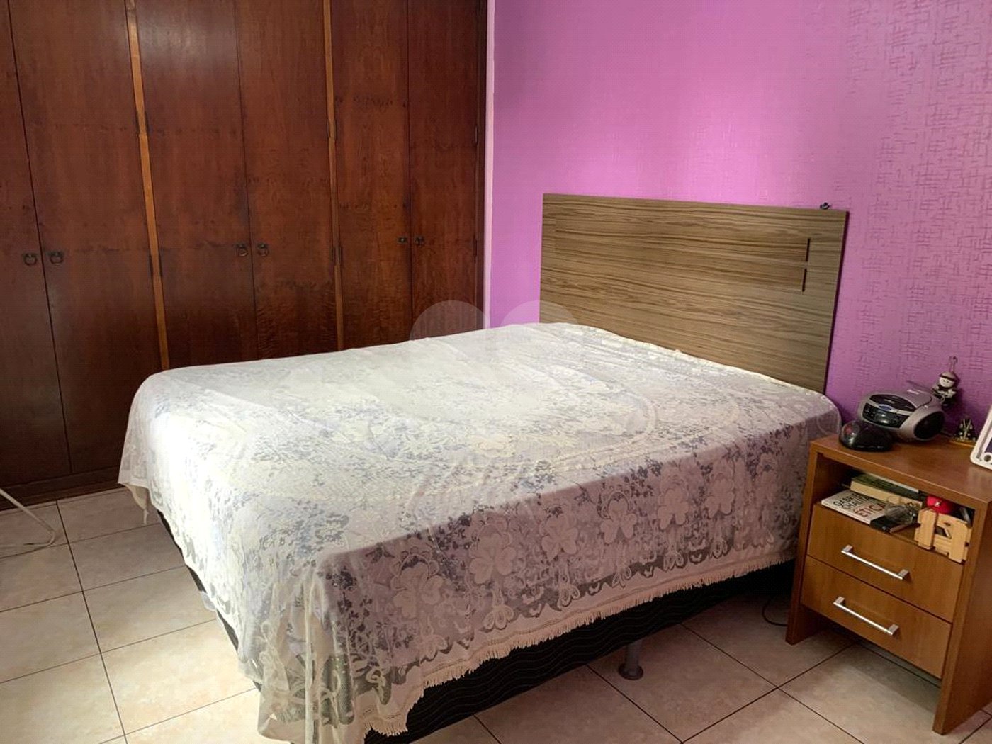 Casa à venda com 3 quartos, sendo 1 suíte,  em Bosque da Saúde, São Paulo, SP